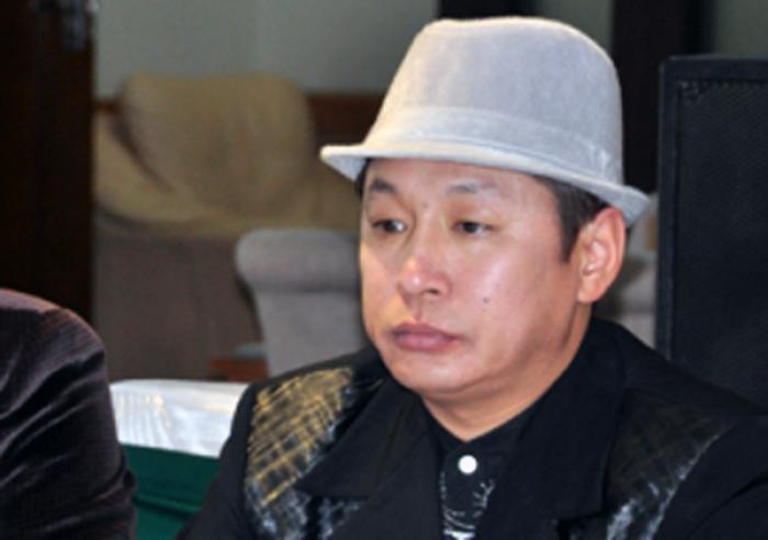 М.Бямбажав үнэлэгдэх гавьяатай дуучин